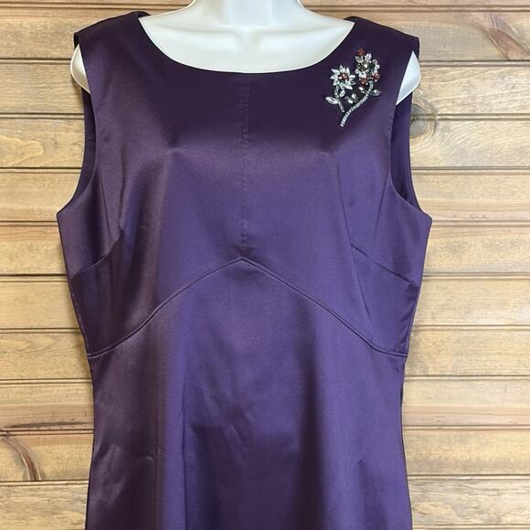 Eliza J Shift Dress Plum Rhinestone Floral Women’s Size 14 Knee Length Lined - Picture 3 of 13